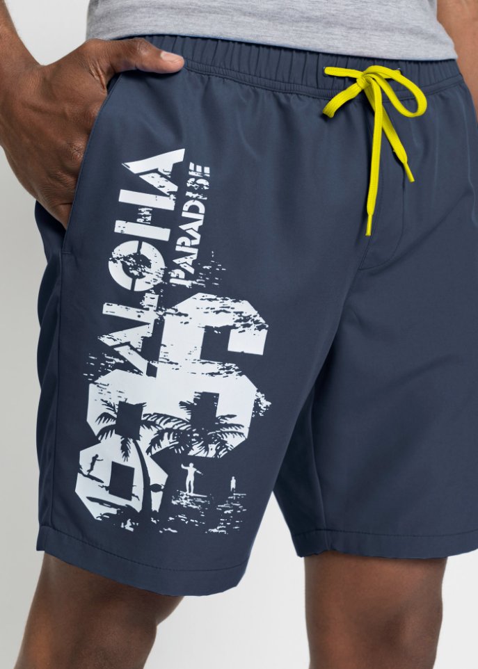 Strandshorts mit recycelten Polyester
