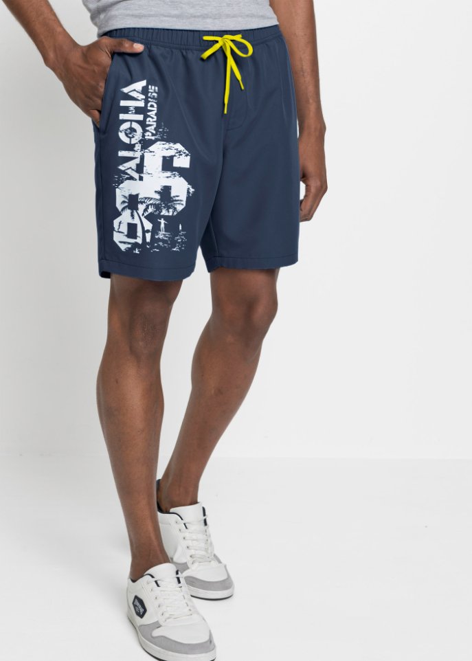 Strandshorts mit recycelten Polyester