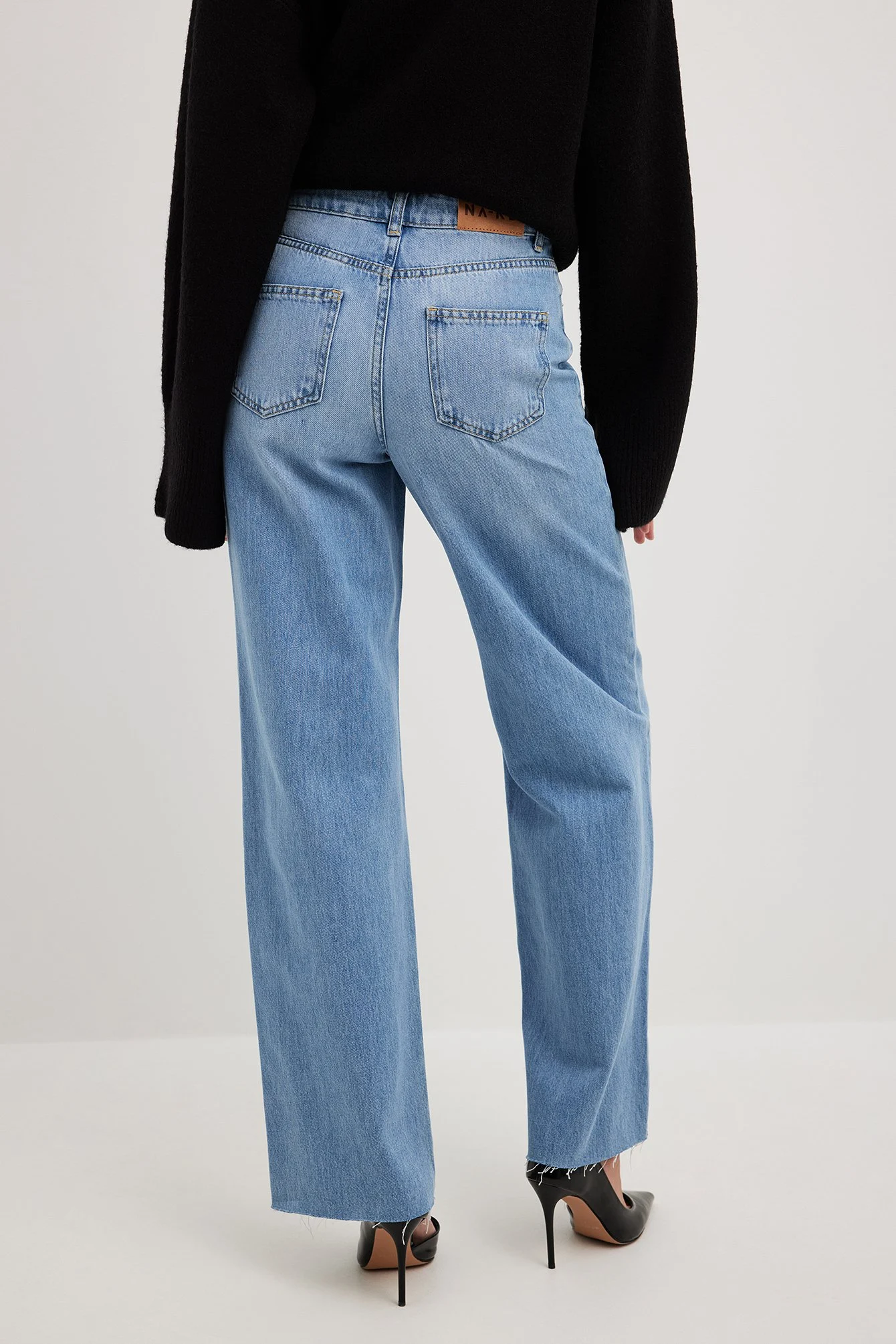Jeans mit ungenähtem Saum