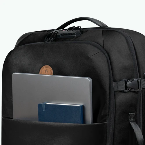 Berlin medium 2-wheel soft suitcase, black