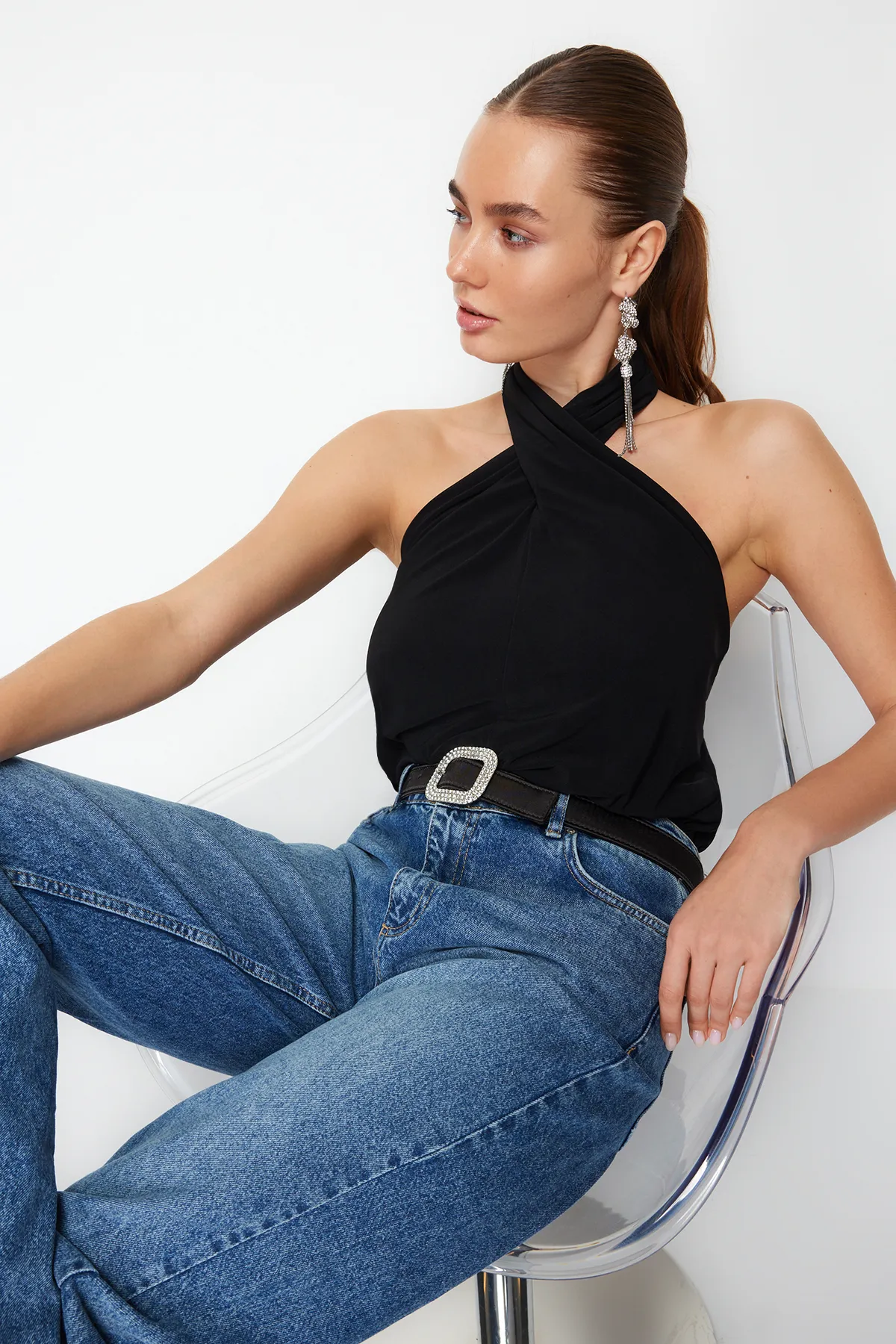 Trendyol Collection  Schwarzer Neckholder-Strickbody TPRSS24BD00004
