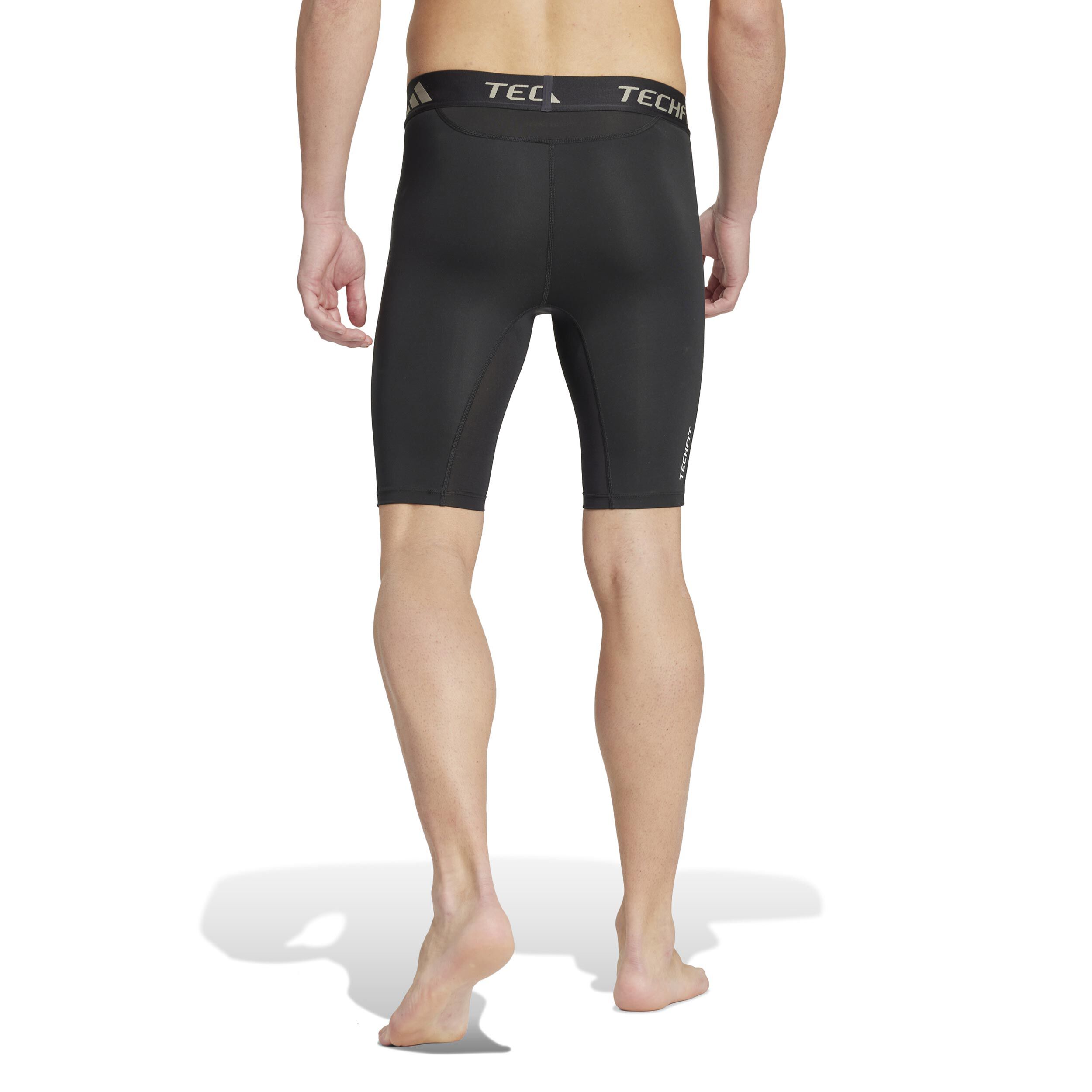 Tech-Fit Base Shorts Herren - Schwarz
