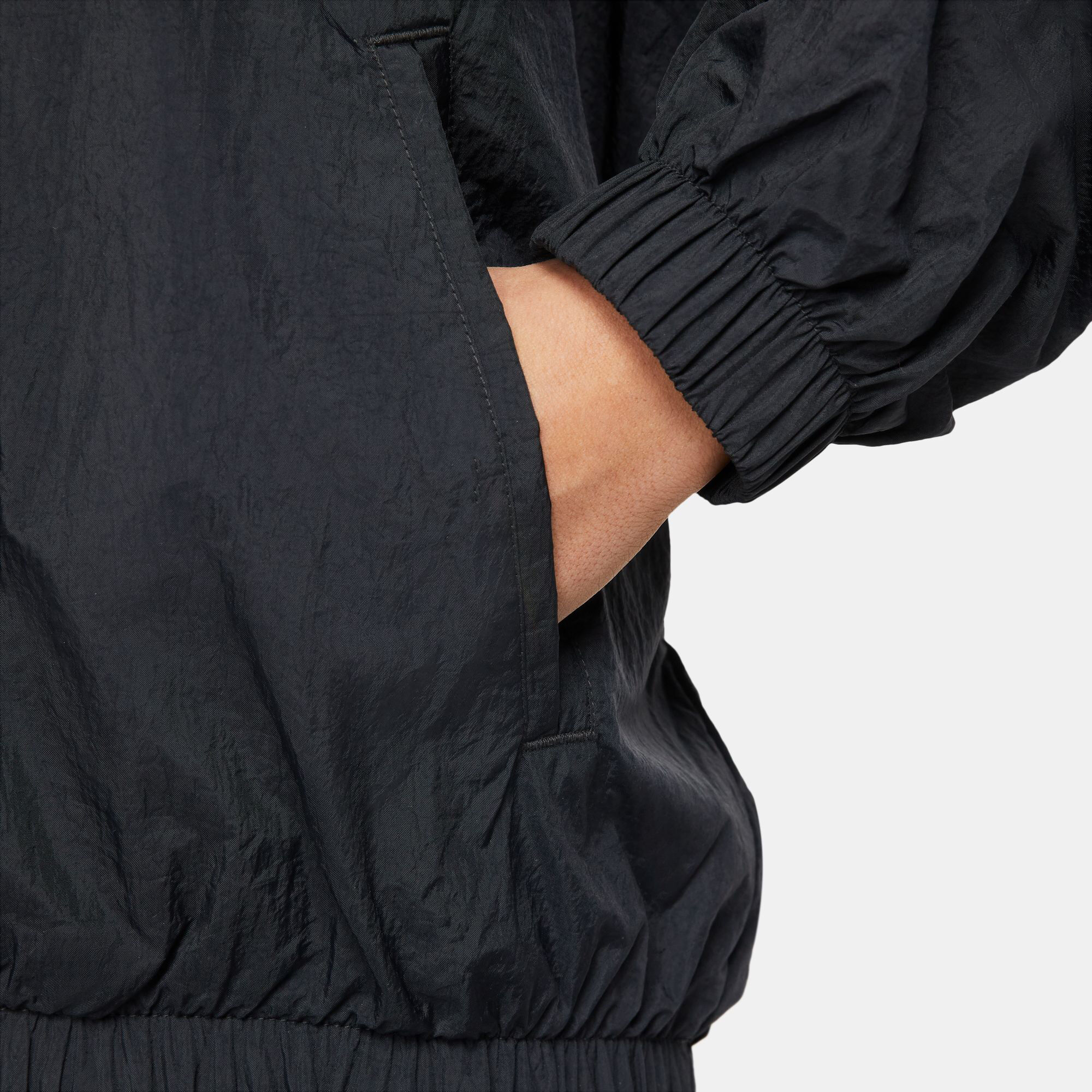Sportswear Essential WR Woven Trainingsjacke Damen - Schwarz