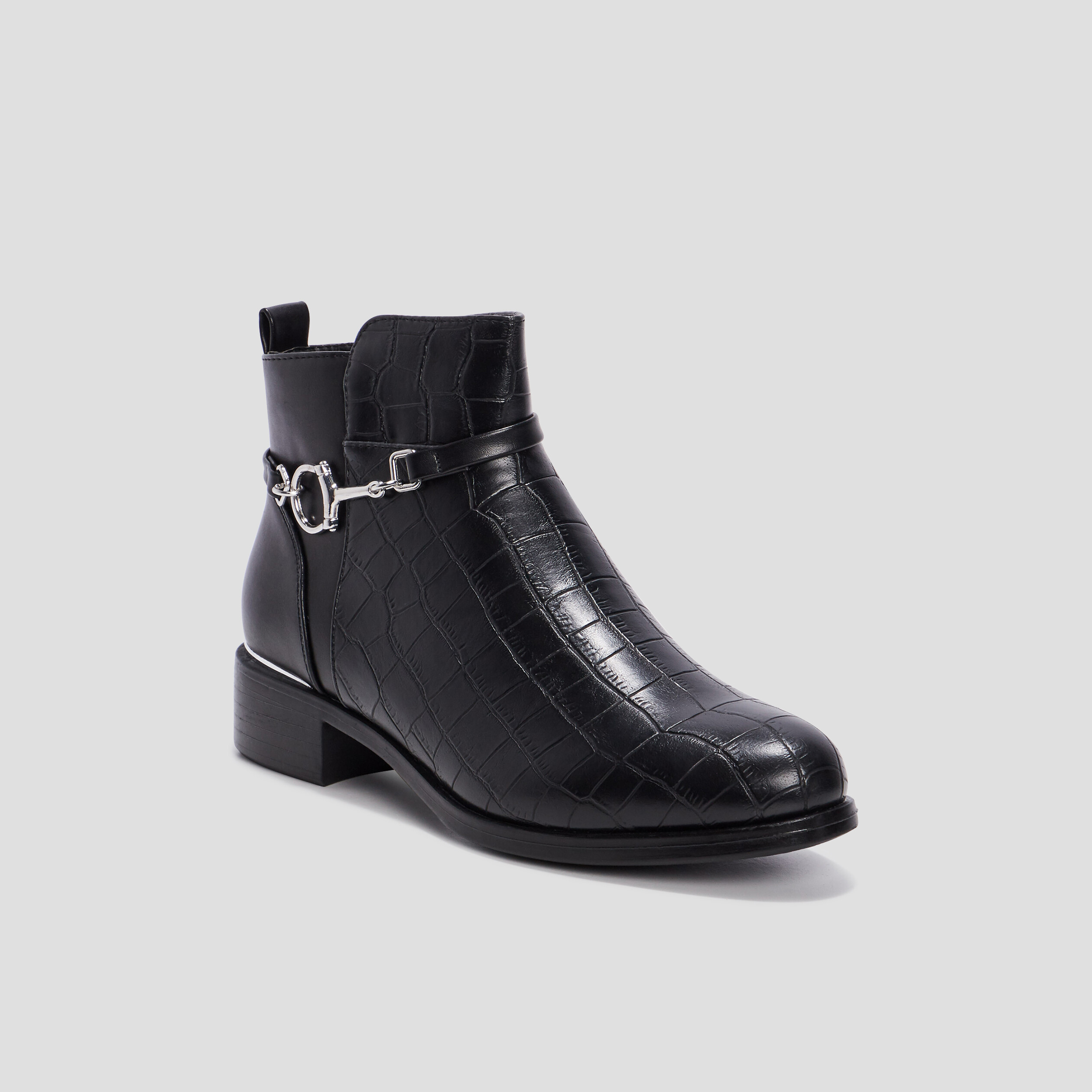 Bottines plates zippées noir femme | La Halle