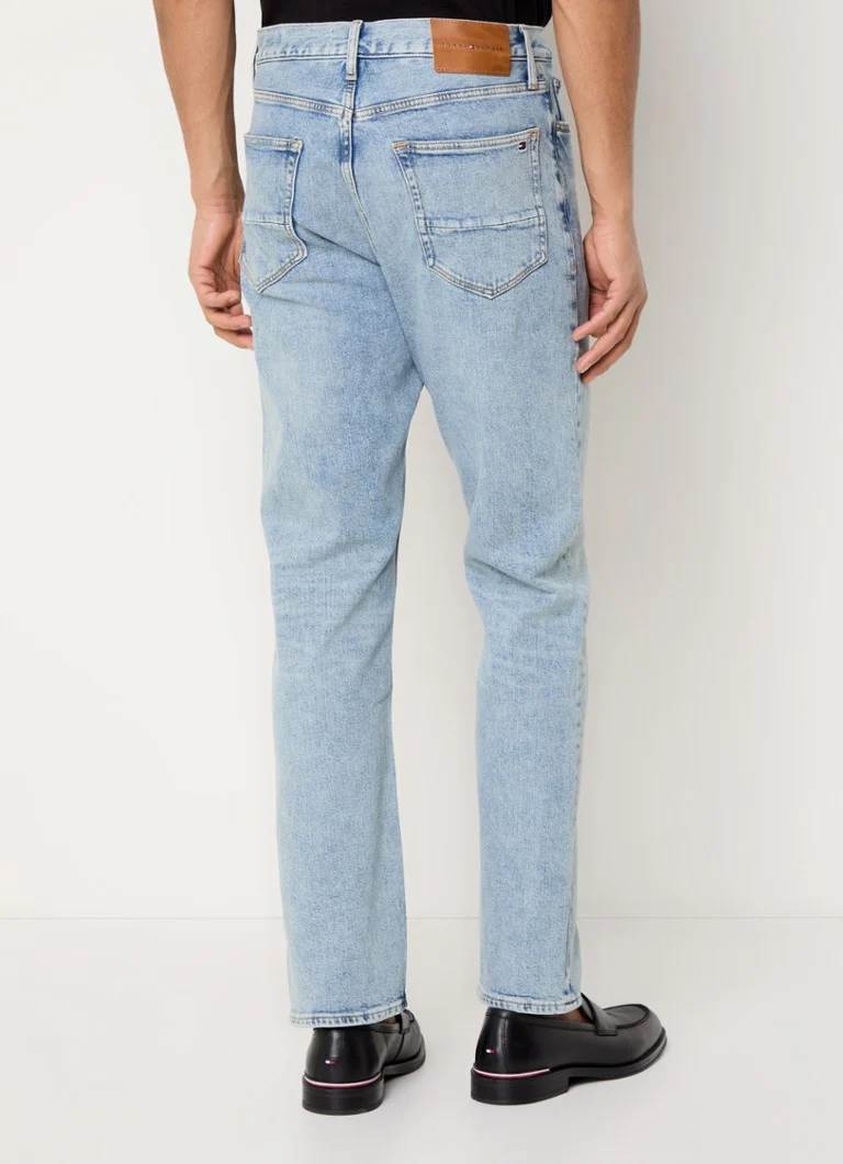 Jeansy Tommy Hilfiger Mercer z prostą nogawką, jasne