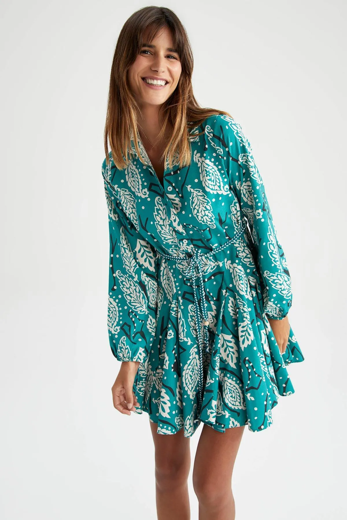 DeFacto  Langarm-Minikleid aus Popeline mit Hemdkragen und Blumenmuster Z2894az22hs