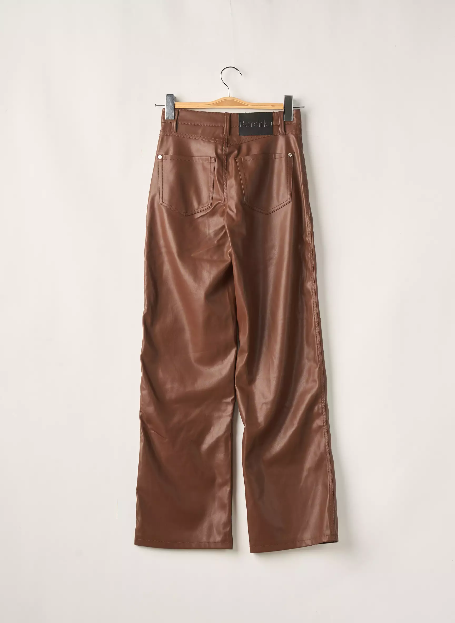 Bershka Pantalons Droits Femme couleur marron