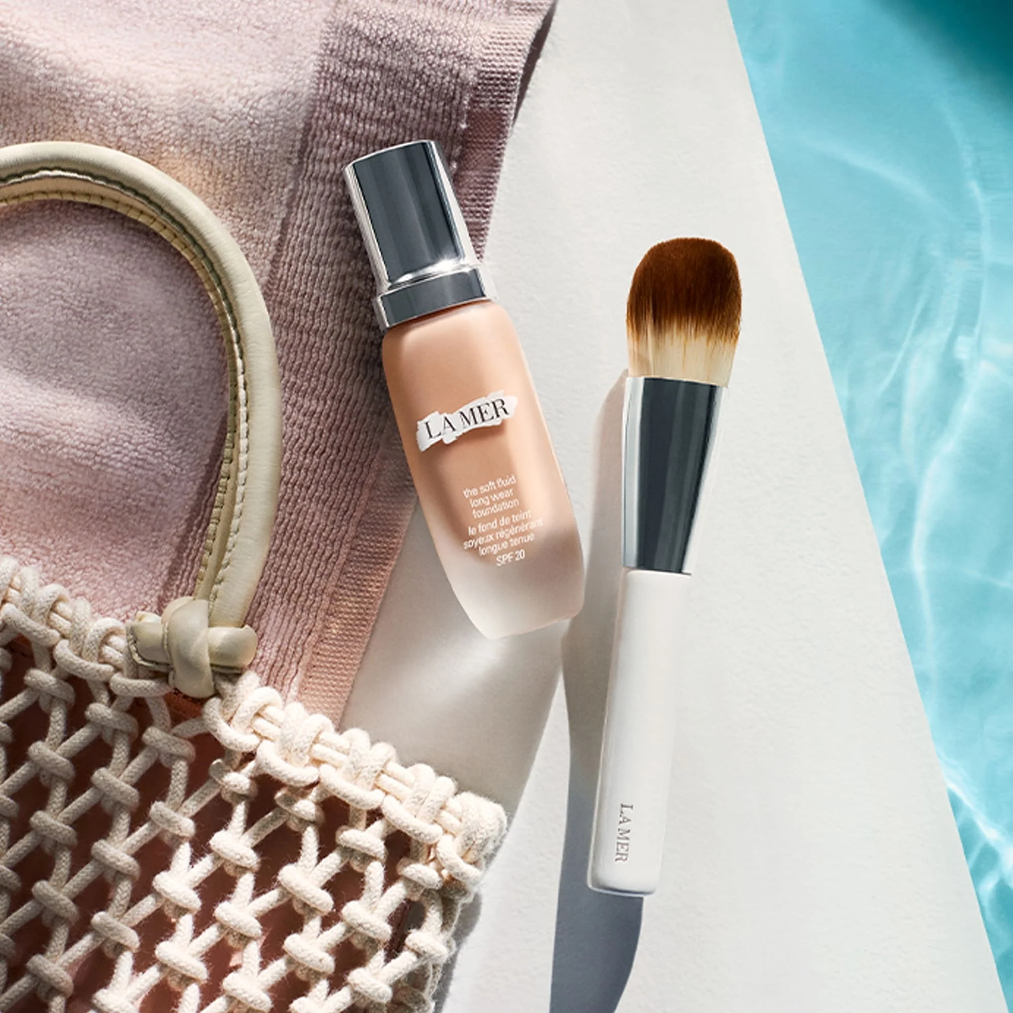 Skincolor The Soft Fluid Long Wear Foundation SPF20 - Tekući puder