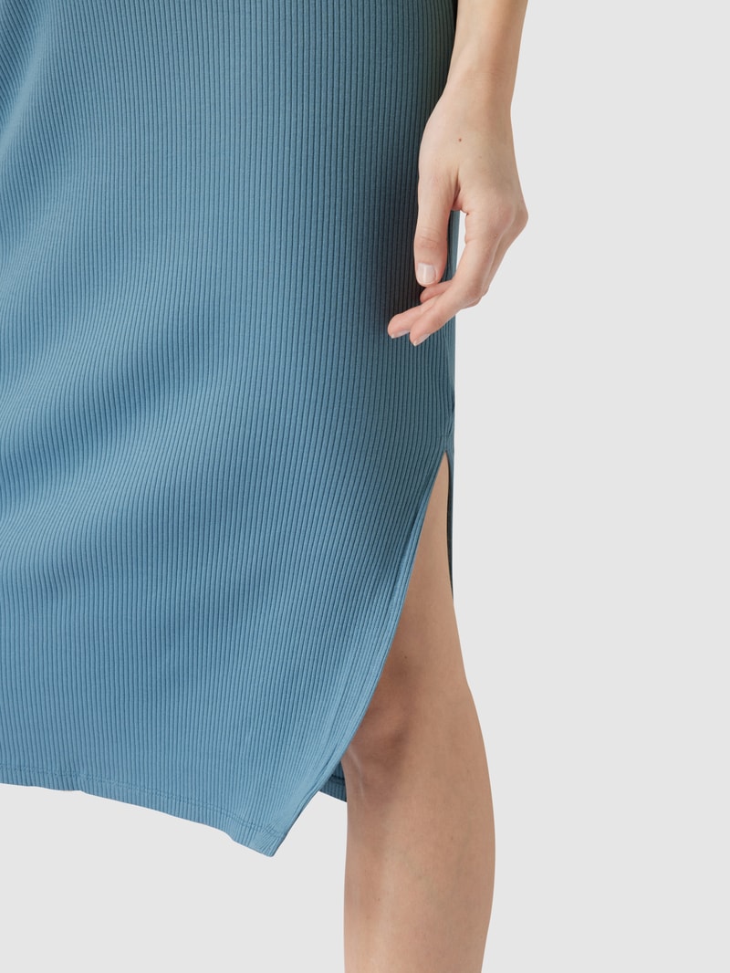 Umstands-Kleid mit Rippenstruktur in rauchblau