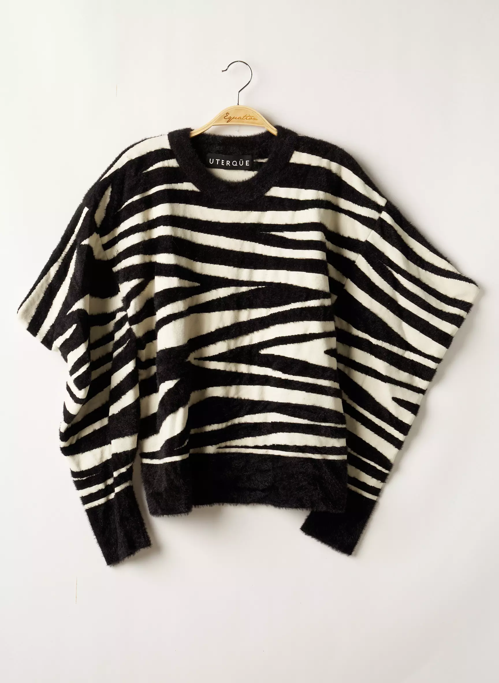 Uterque Pulls Femme couleur noir