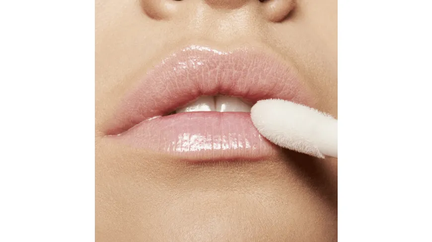 essence the super balm glossy lip treatment 5 ml 01 - Balmazing!