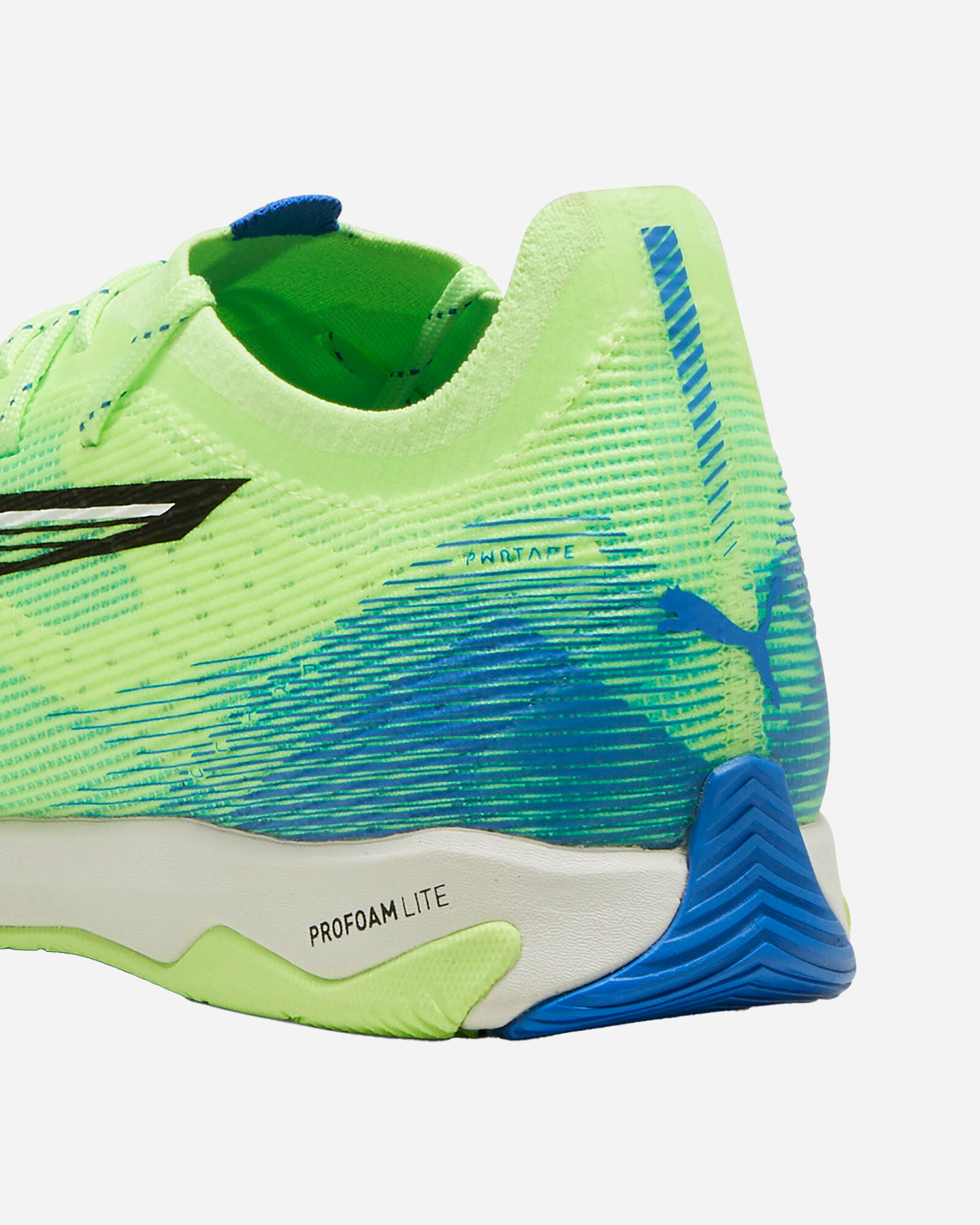 Futbalové kopačky Puma Ultra 5 Pro Court M 107888-03