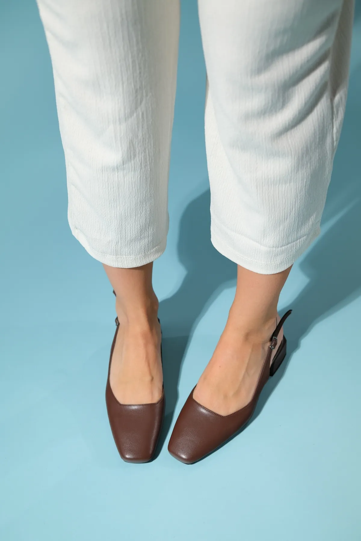 LuviShoes  STATE Damenschuhe mit Absatz in Braun