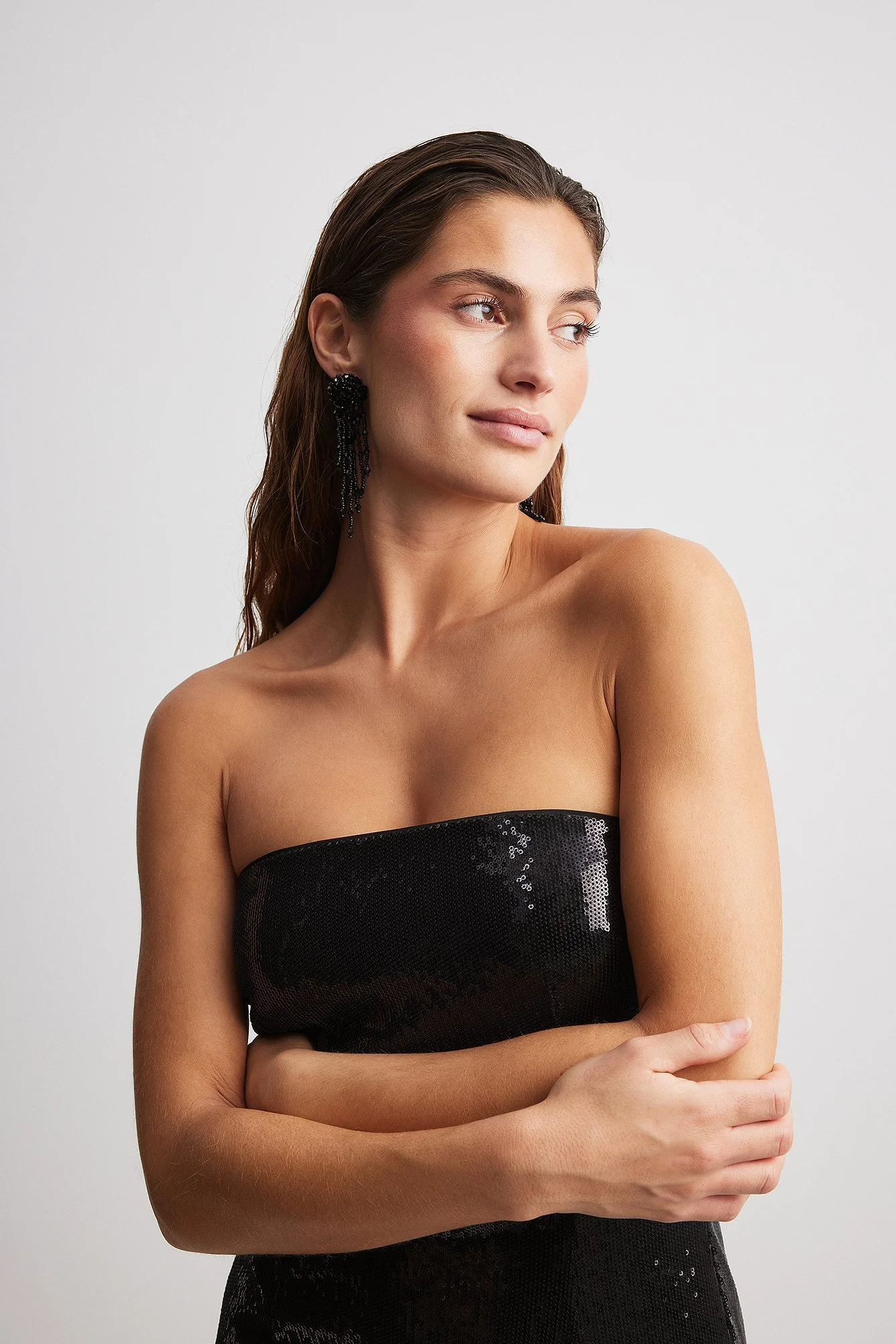 Pailletten-Maxikleid in Wet-Optik
