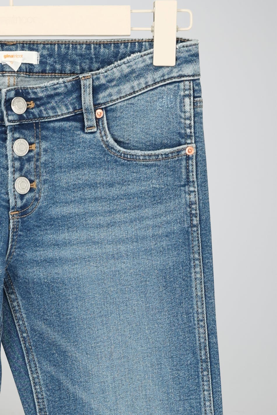 Low waist flare button jeans