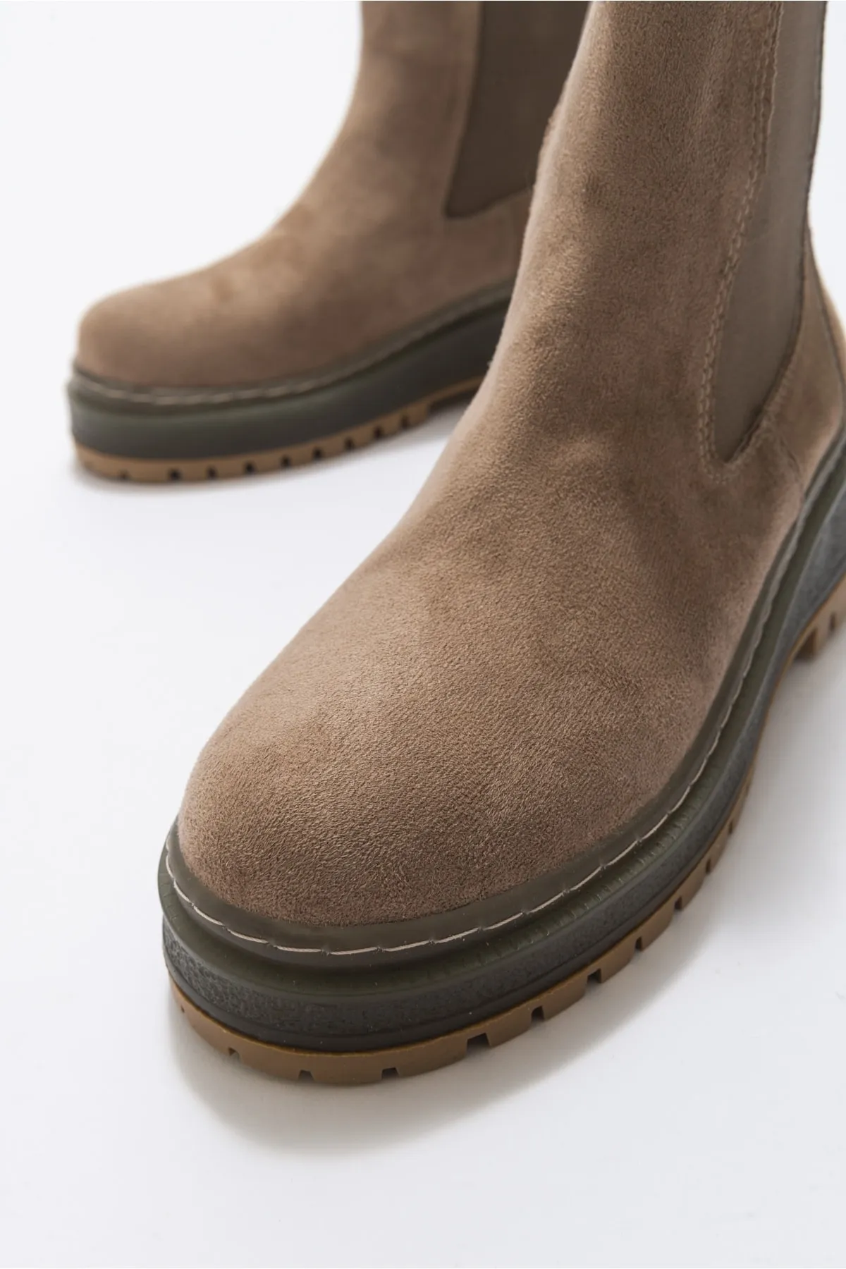 LuviShoes  4120 Damenstiefel aus dunkelbeigem Wildleder