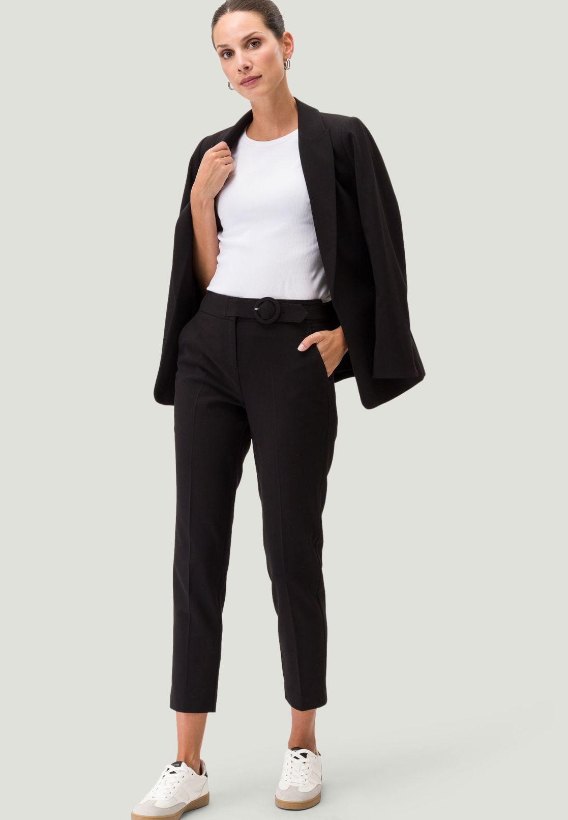 Stoffhose mit Gürtel 28 Inch