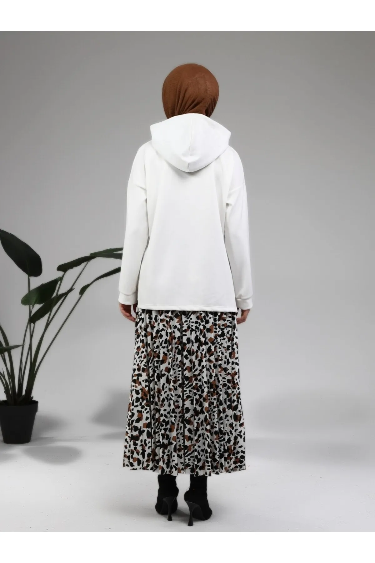 Modamorfo  Kapuzenset mit Leopardengarnitur
