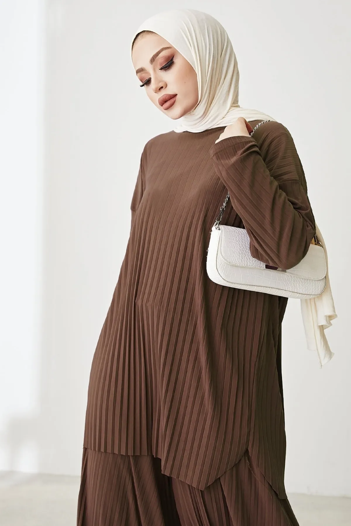 InStyle  Mila Faltenhosen-Tunika-Doppelset – Bitterbraun