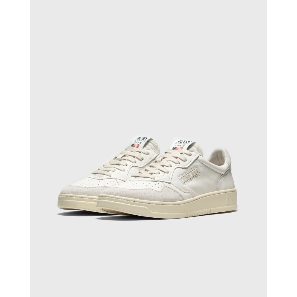 Autry WMNS Low Open AOLWCE10 / weiss