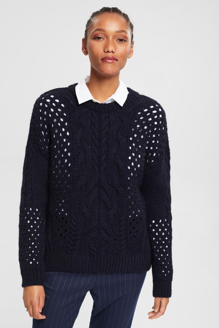 Pullover mit Zopf-Muster