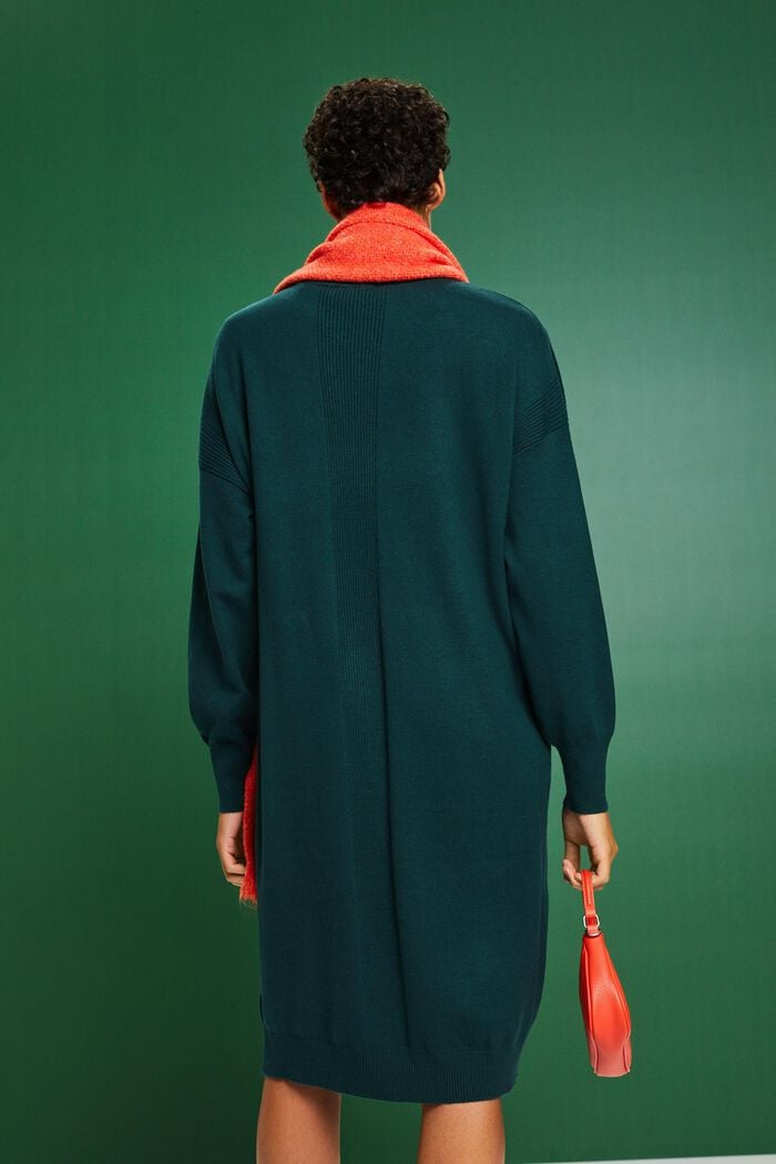 Strickkleid mit Stehkragen