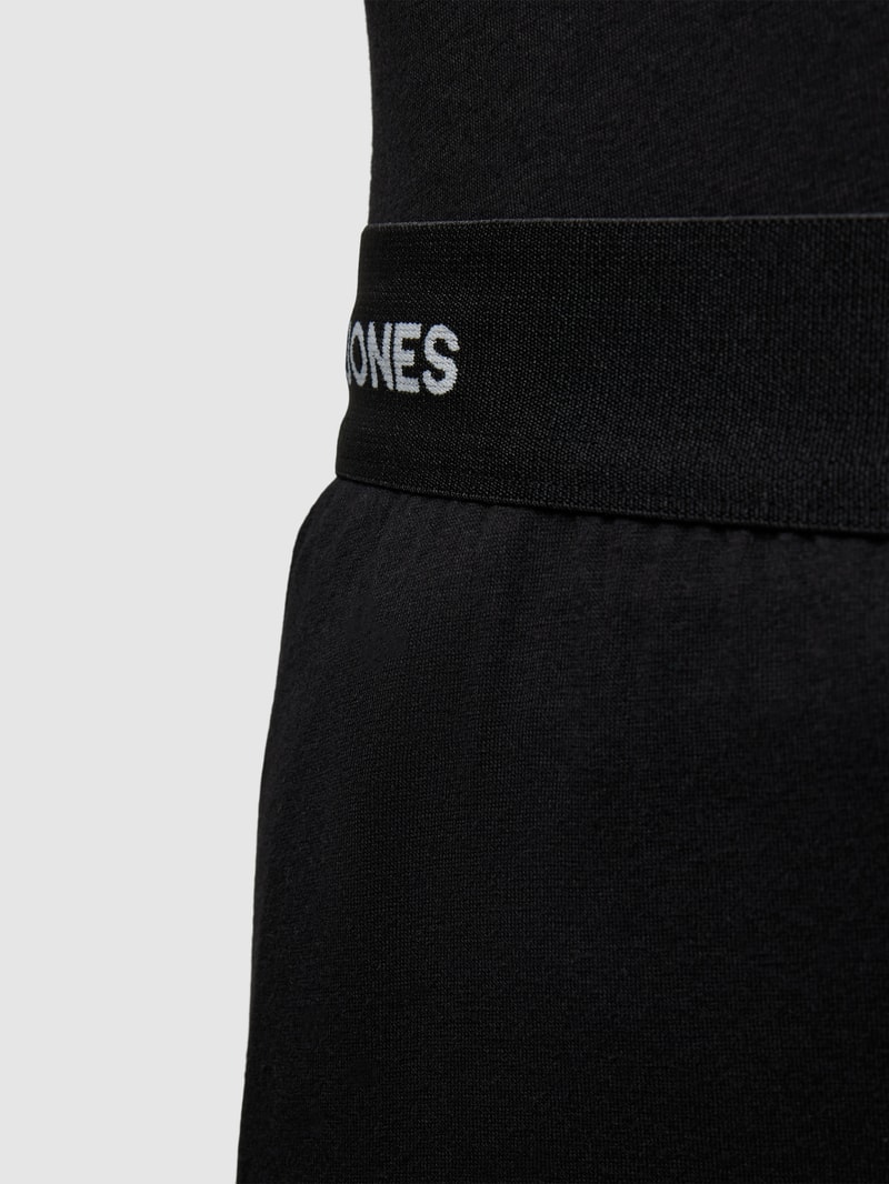 Pyjama mit Rundhalsausschnitt Modell 'BASIC LABEL' in schwarz
