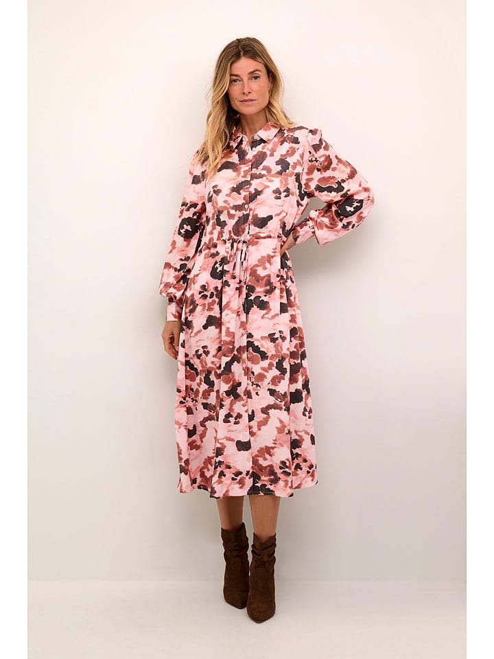 Cream Kleid 