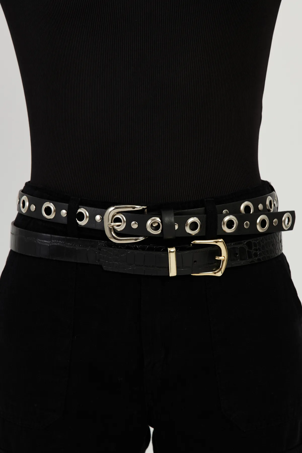 Cool & Sexy  Schwarzer Doppelgürtel mit Ösen für Damen BE696