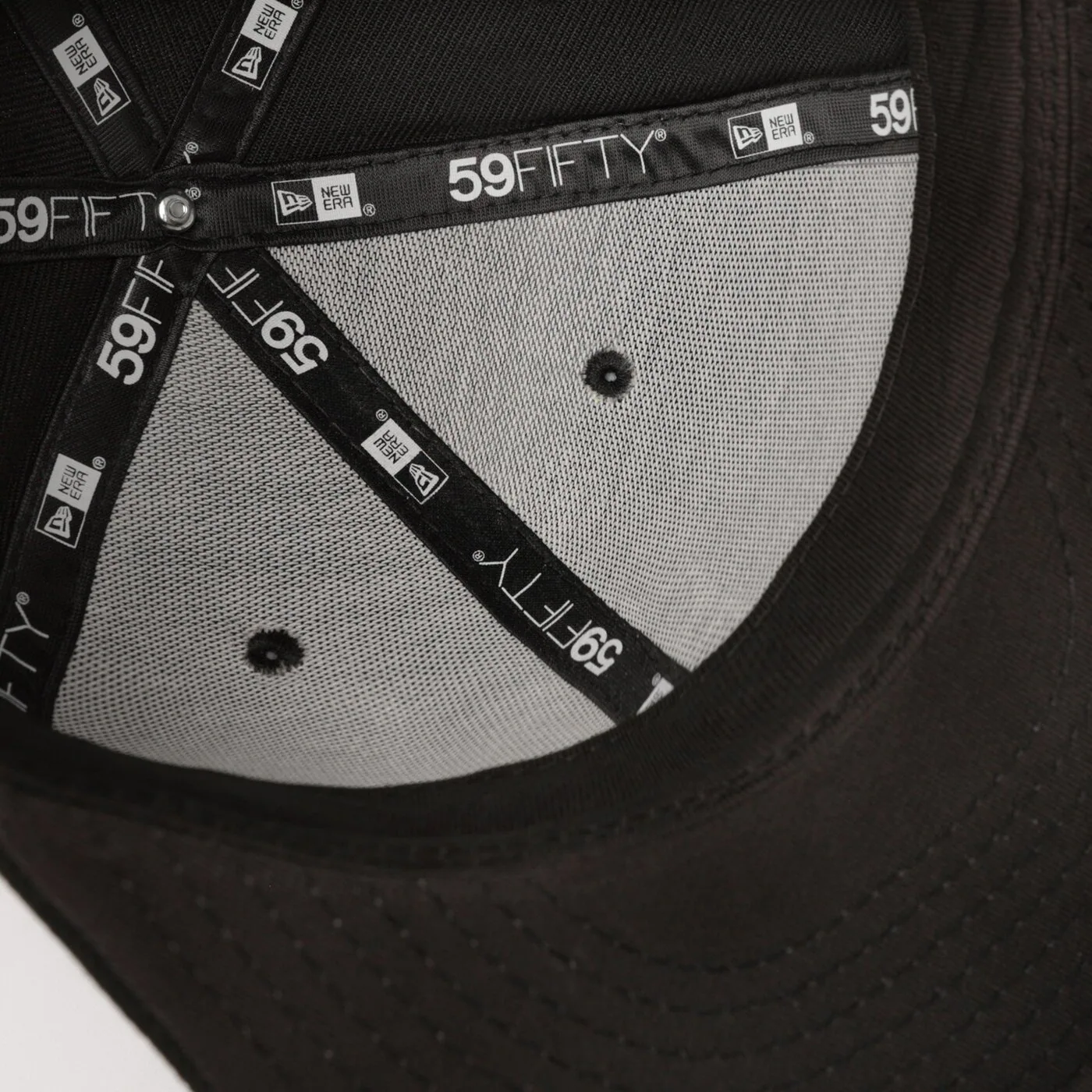 NEW ERA BASECAP BLACK ON BLACK NY YANKEES Schwarz