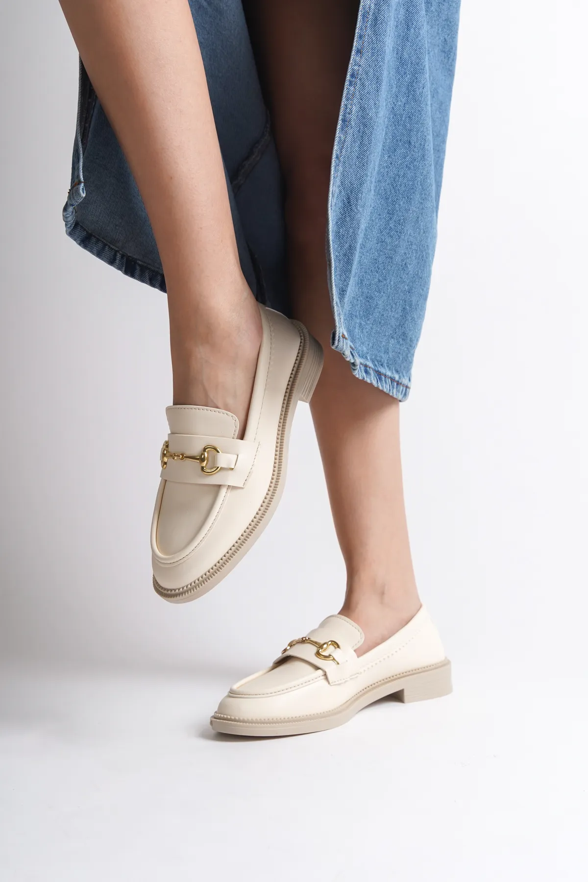 Capone Outfitters  Loafer