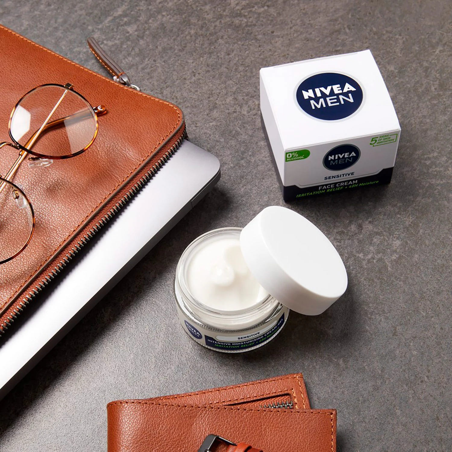 Cremă de zi hidratantă NIVEA 48H pentru față, 0% alcool, mușețel