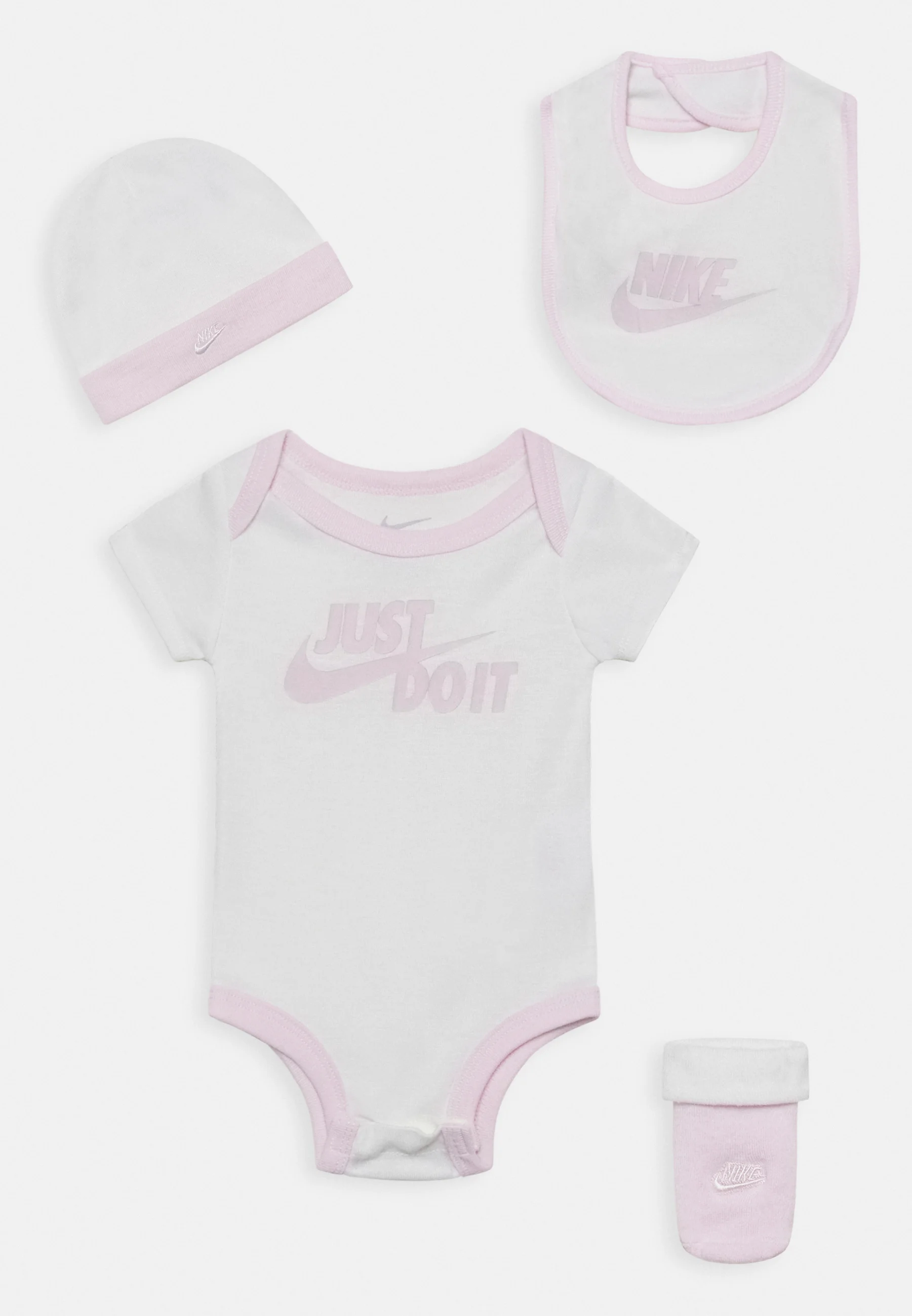 Conjunto de regalo de 8 piezas Nike Sportswear - Body