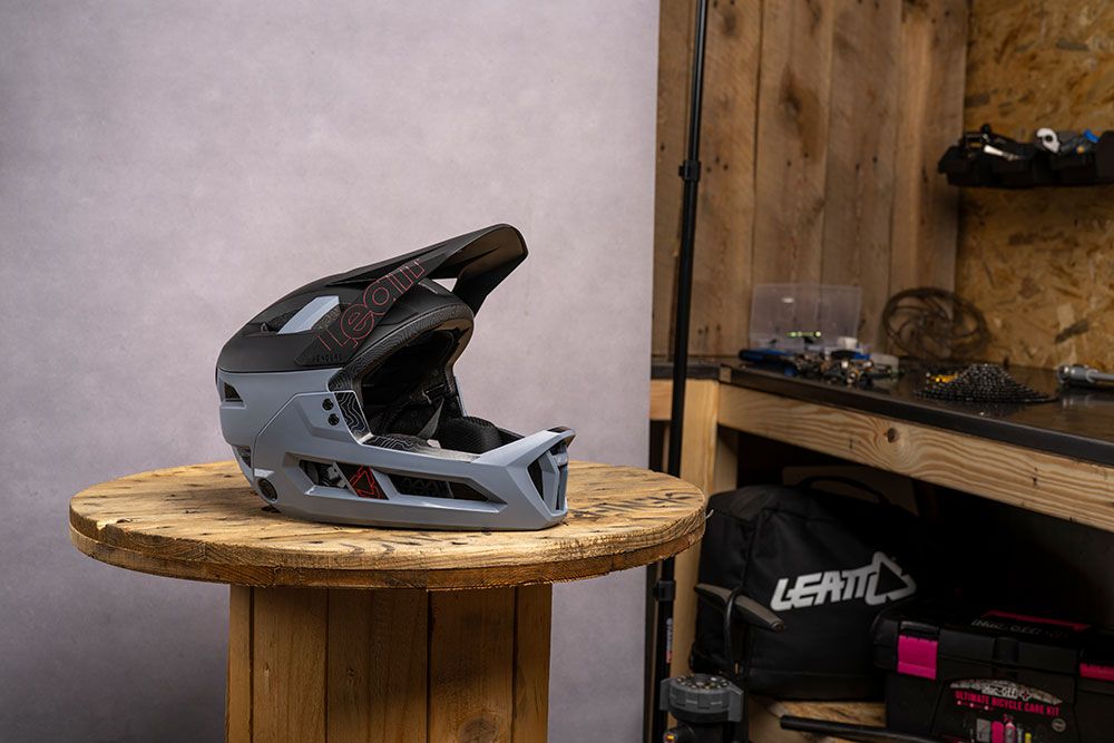 Leatt 3.0 Enduro - Fullface Helm kaufen | Bike-Discount