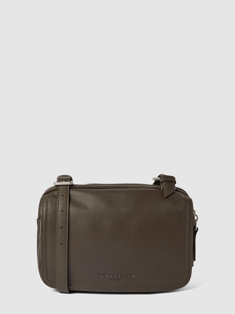 Crossbody Bag mit Label-Detail in schilf