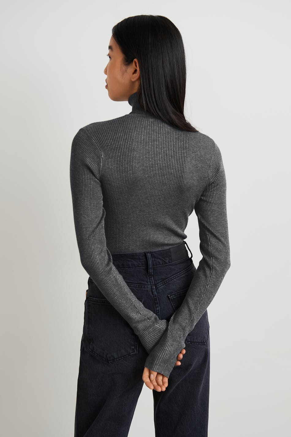 Sigrid knitted top