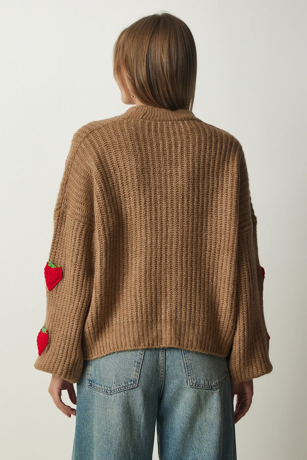 Happiness İstanbul  Oversize-Strickjacke für Damen mit Erdbeermotiv PF00008