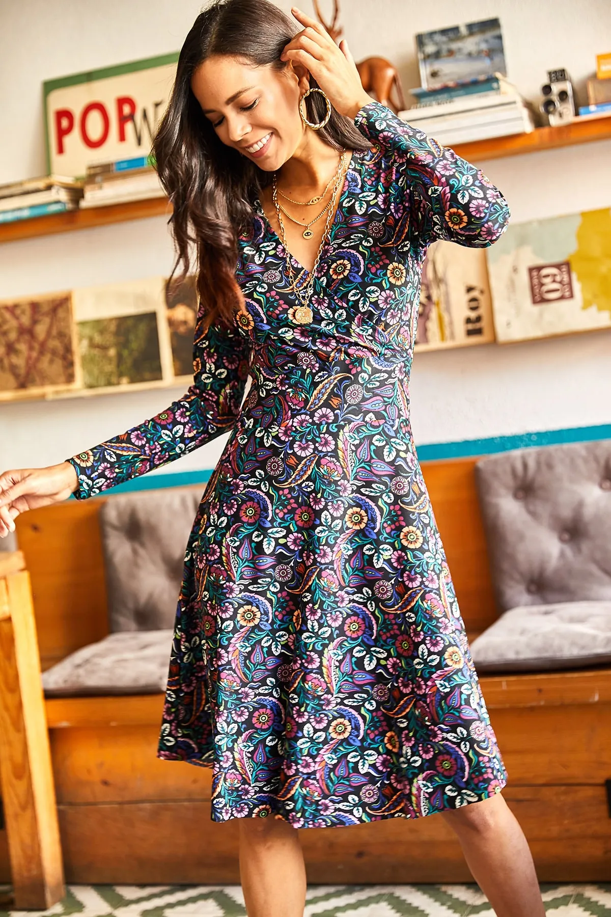 Olalook  Mehrreihiges Damenkleid mit mehreren Mustern ELB-19000994