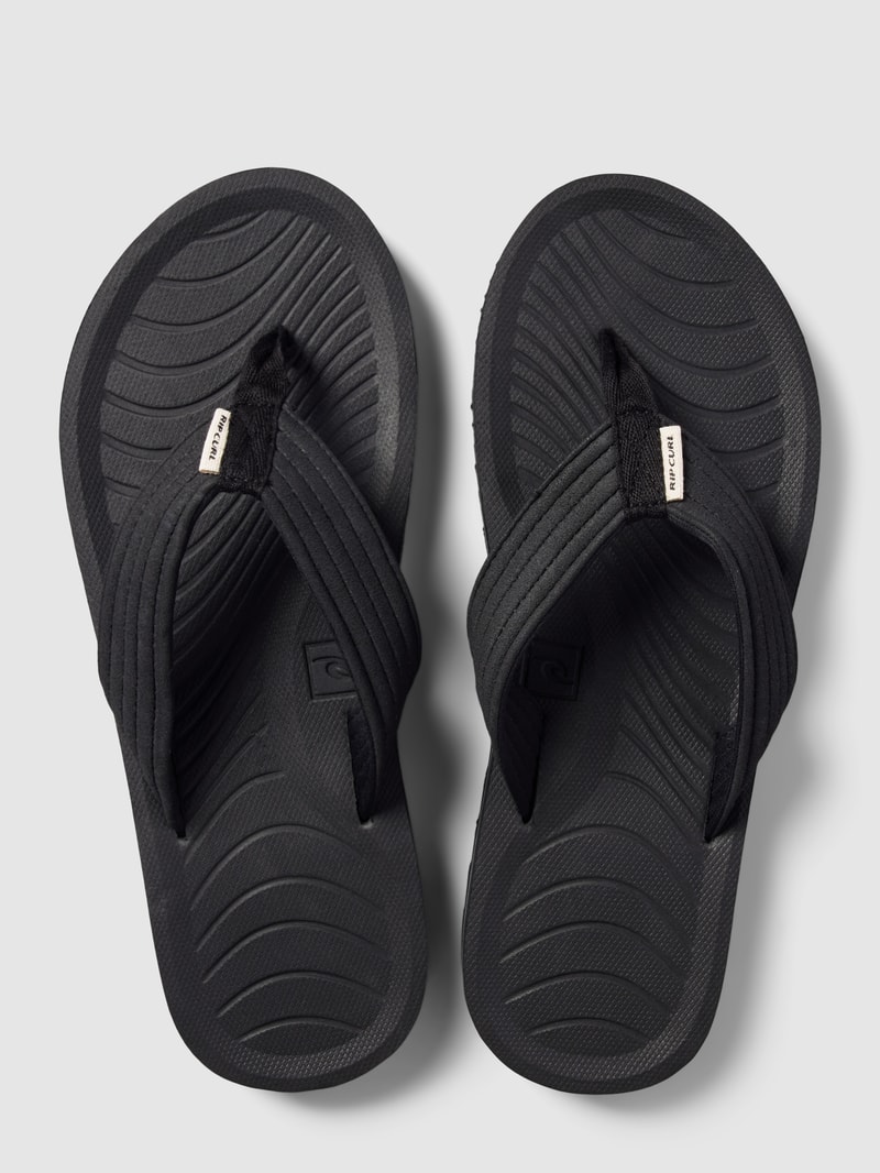 Zehentrenner mit Label-Detail Modell 'DBAH ECO' in schwarz