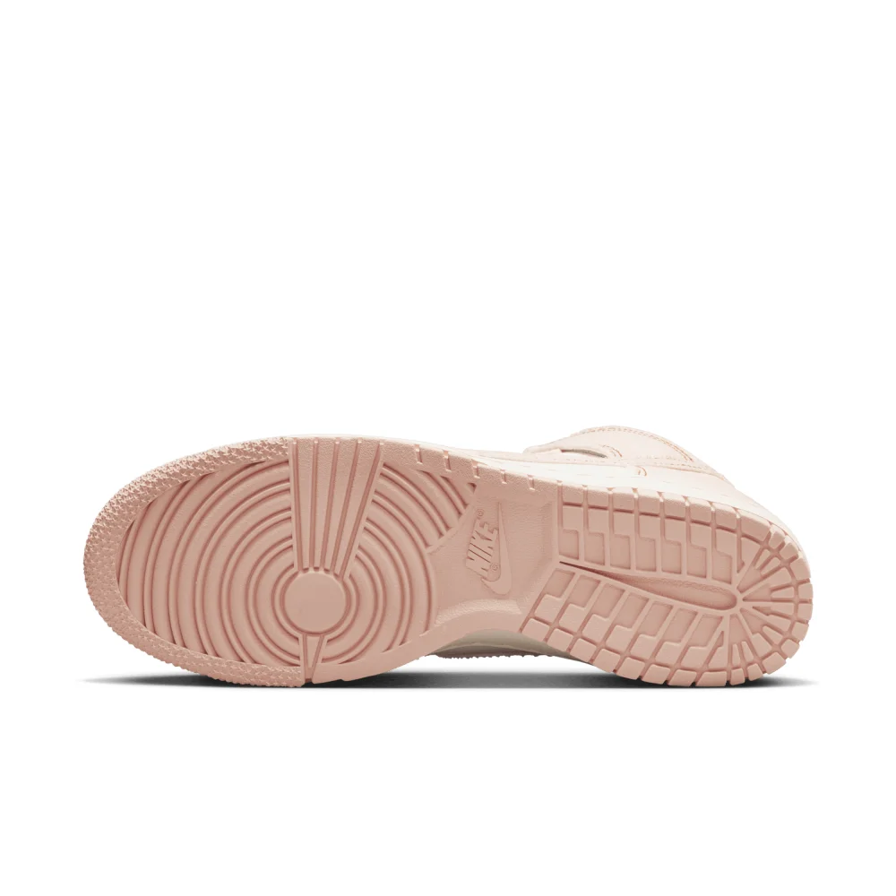 Nike Dunk High 1985 Wmns DV1143-800 / orange