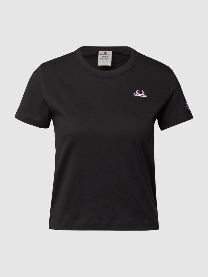 T-Shirt mit Label-Patch in schwarz