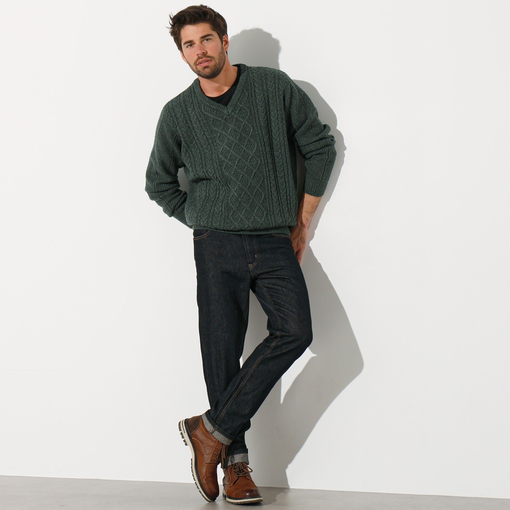 Pull col V maille irlandaise