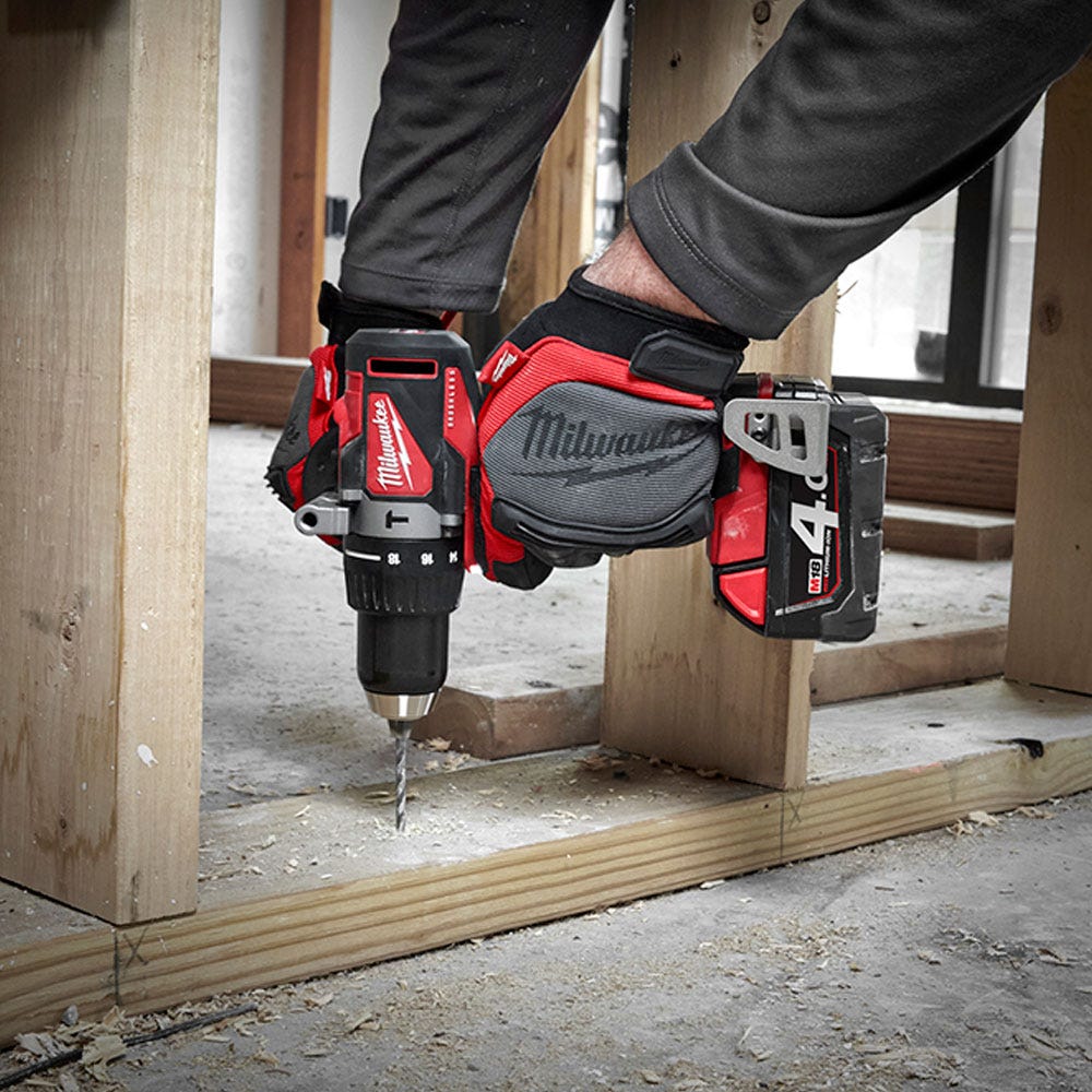 Parafusadeira de impacto MILWAUKEE 18 V sem escovas, 13 mm, M18BLPD2-0