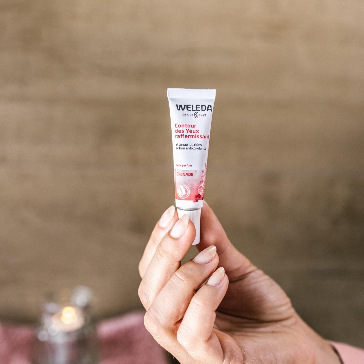 Weleda Grenade Contour des Yeux Raffermissant - Action Anti-Âge et Antioxydante - 10 ml