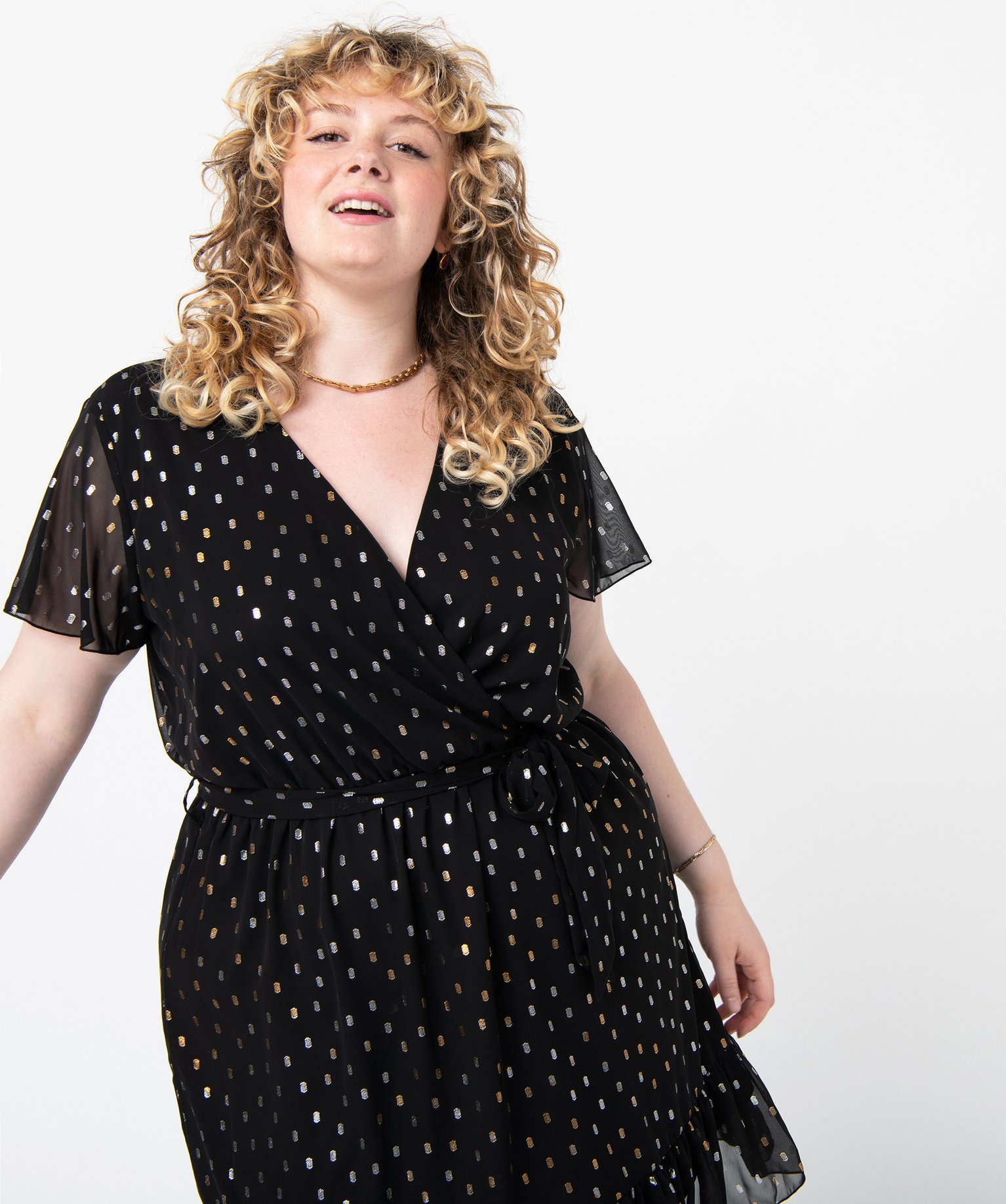 Robe femme grande taille à pois avec volants noir | GEMO