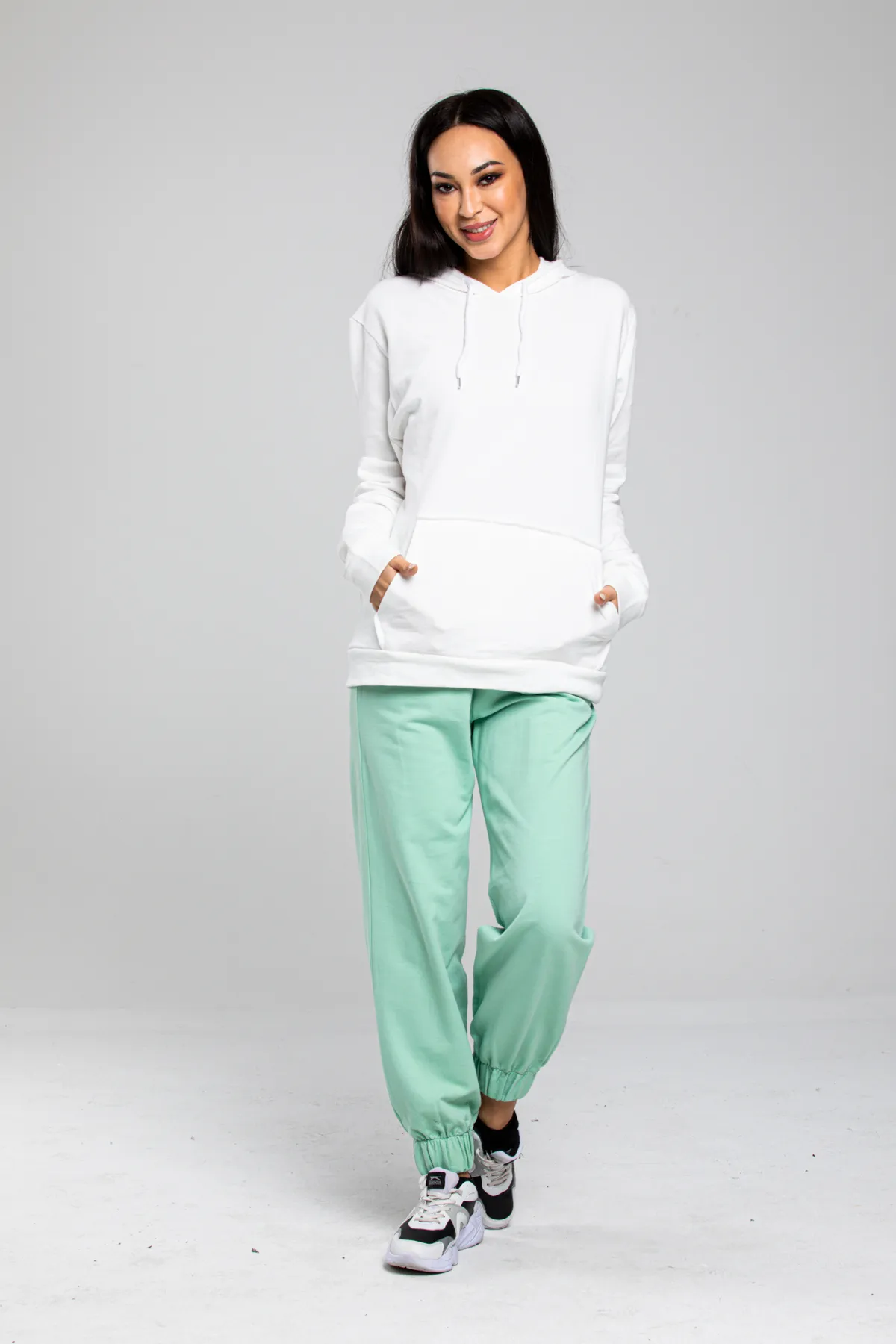 Superlife  Damen-Jogginghose mit normaler Passform, Basic Jogger Spr 20b05
