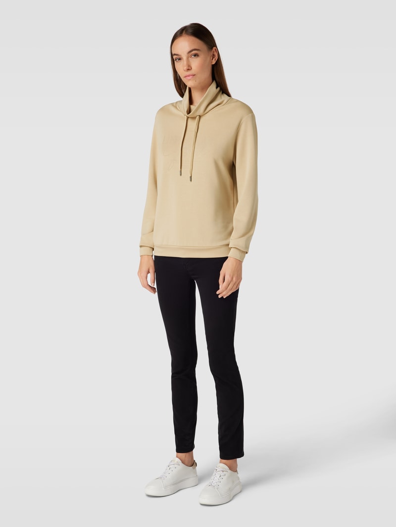 Sweatshirt mit Stehkragen und Tunnelzug Modell 'BANU' in sand