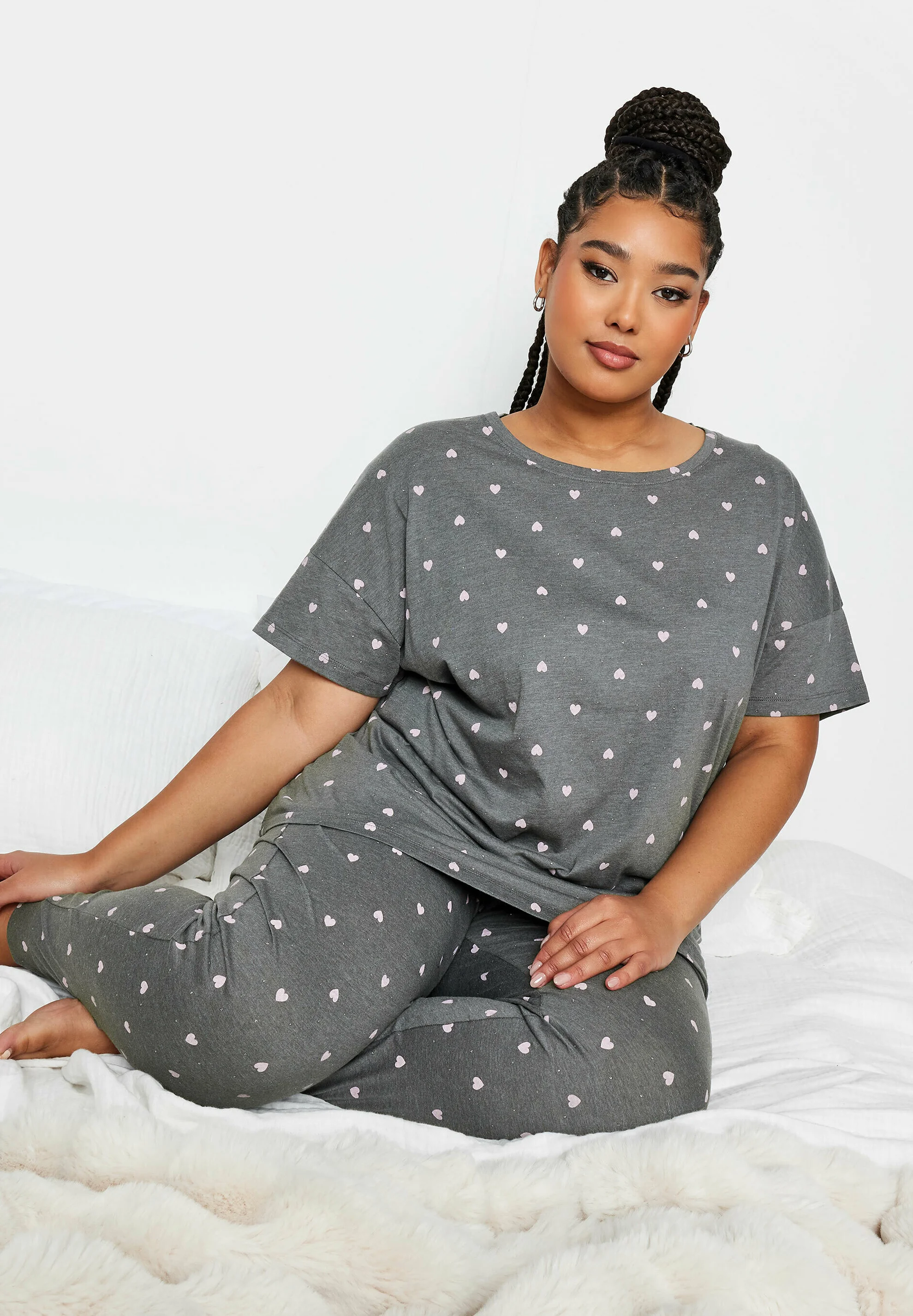 Conjunto MINI CORAZÓN Yours Clothing - Pijama
