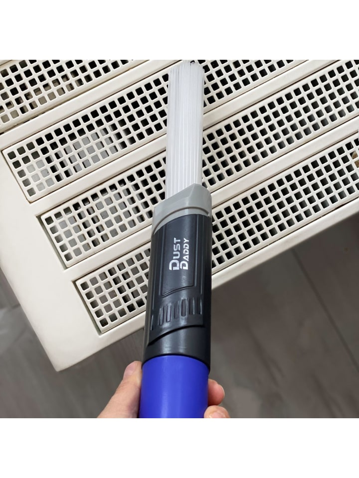 Intirilife Staubsaugeraufsatz mit dünnen flexiblen Saugröhrchen in Schwarz - Blau günstig kaufen onesize