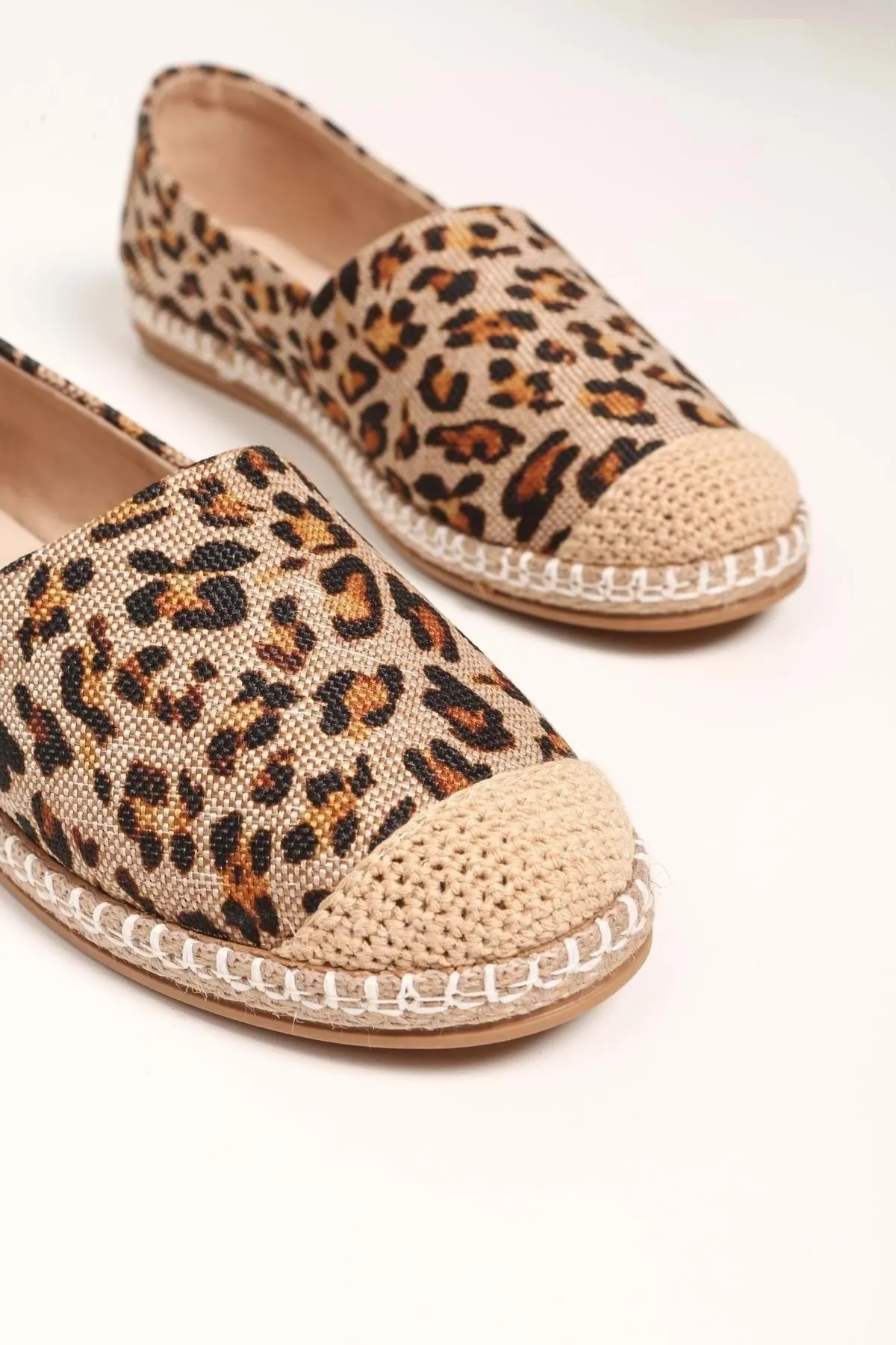 Shoeberry  Damen-Espadrille „Yurry“ aus Leinen mit Leopardenmuster